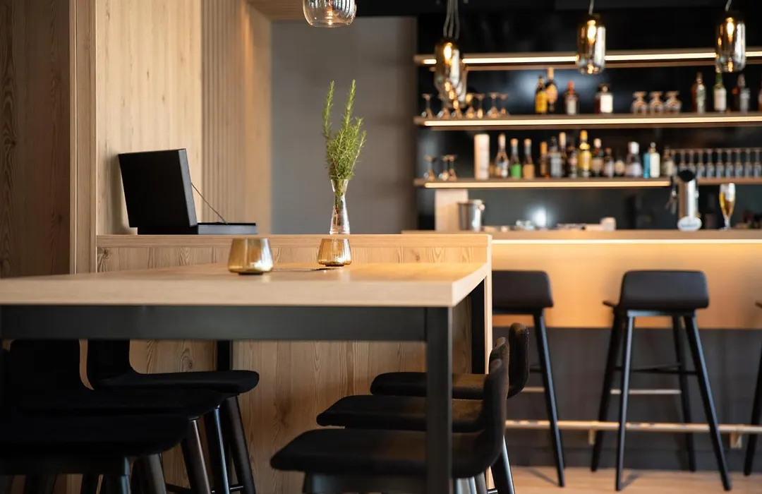 Piazza Hotel und Restaurant-1